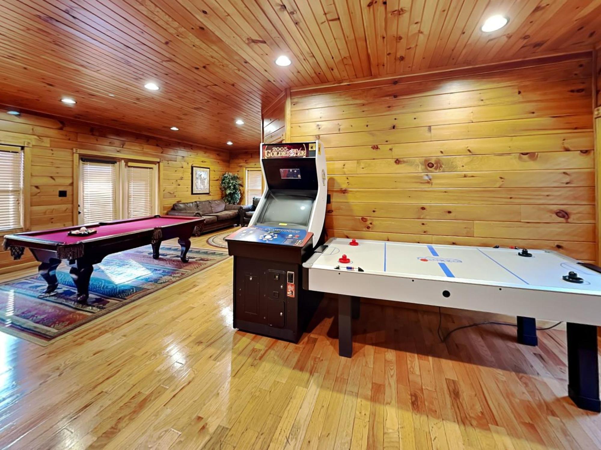 The Great Escape Ii, 5 Bedrooms, Sleeps 17, Game Room, Pool Access, Theater Gatlinburg Exterior foto