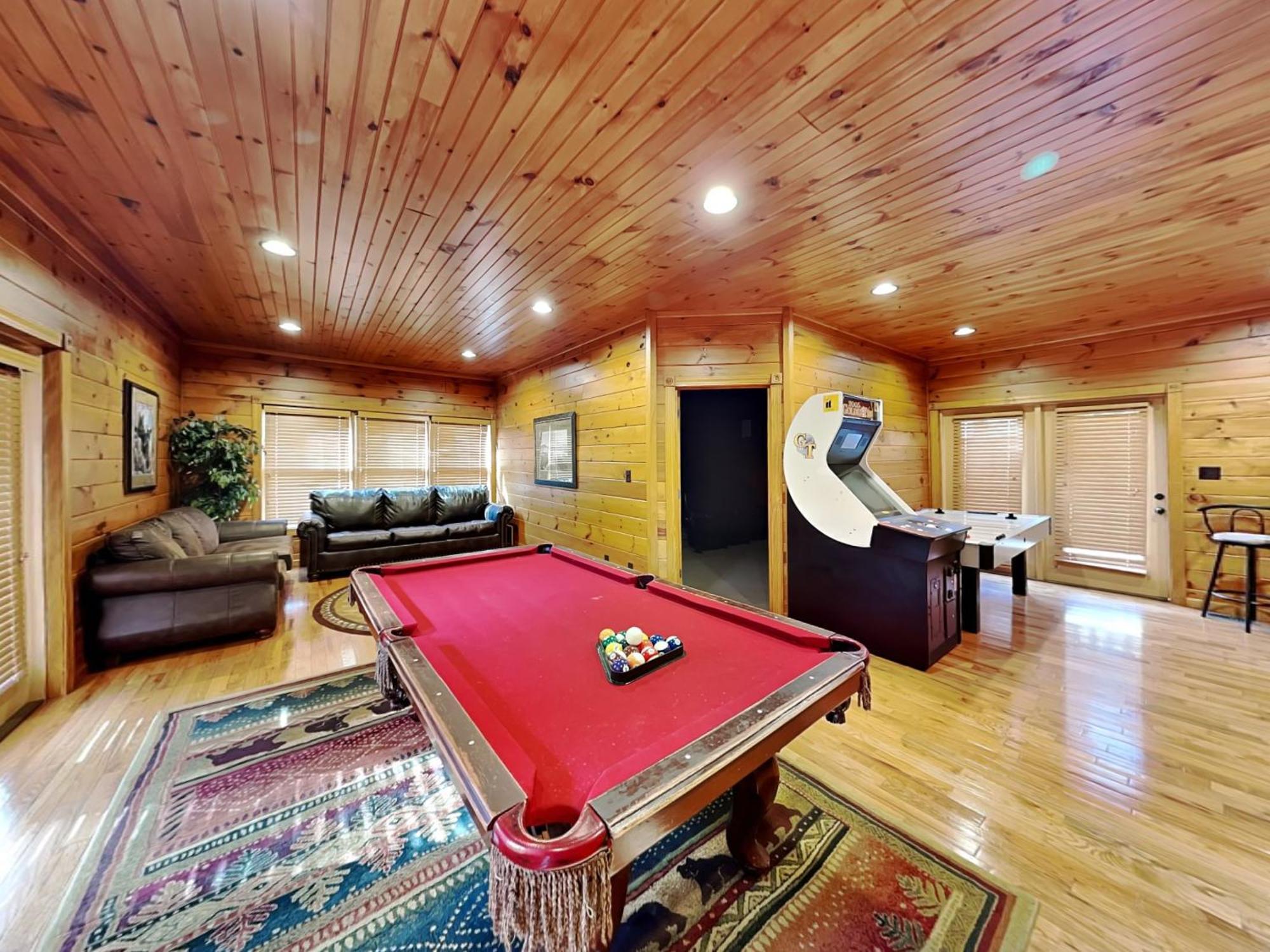 The Great Escape Ii, 5 Bedrooms, Sleeps 17, Game Room, Pool Access, Theater Gatlinburg Exterior foto